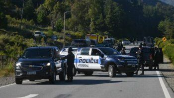 mascardi: asi fue el imponente operativo de las fuerzas de seguridad mascardi: asi fue el imponente operativo de las fuerzas de seguridad