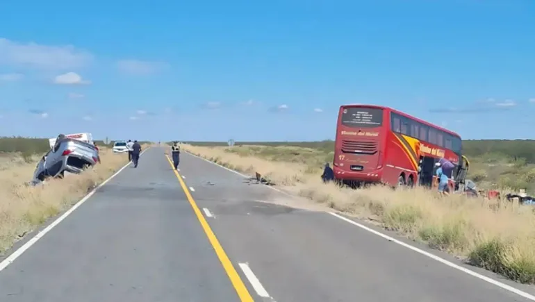 Cinco personas murieron en el trágico choque en La Pampa. Cuatro de las víctimas eran de Río Negro. Una paraje de Cipolletti y otra de Ingeniero Huergo.&nbsp;