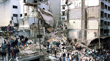 ataque a la amia y embajada: la justicia responsabilizo a iran y a hezbollah