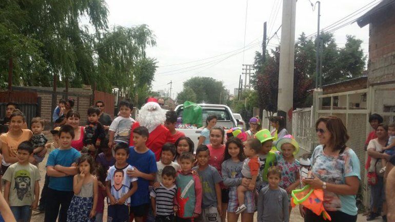 Niños y niñas ya abrieron sus regalos navideños gracias a la solidaridad