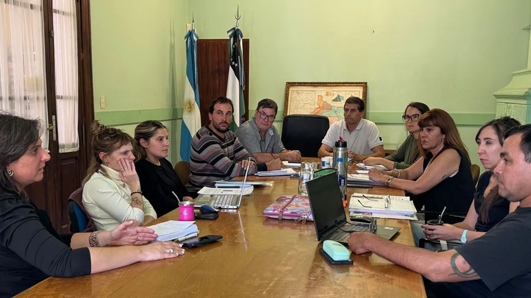 La decisión se dio a conocer esta tarde tras una reunión de comisión mixta de trabajo. Foto: Gobierno de Río Negro.