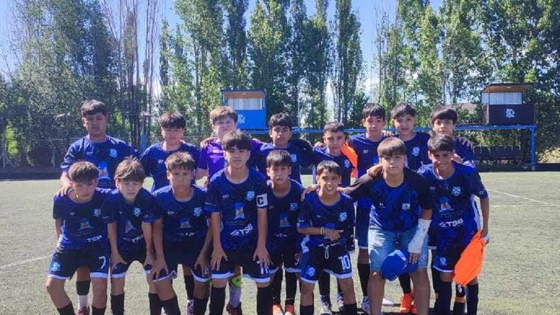 Los chicos de la categoría décima de Deportivo Rincón ganaron su partido pero los incidentes empañaron la jornada. 