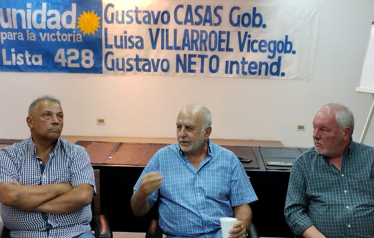 Casas: La política no es solo ideología