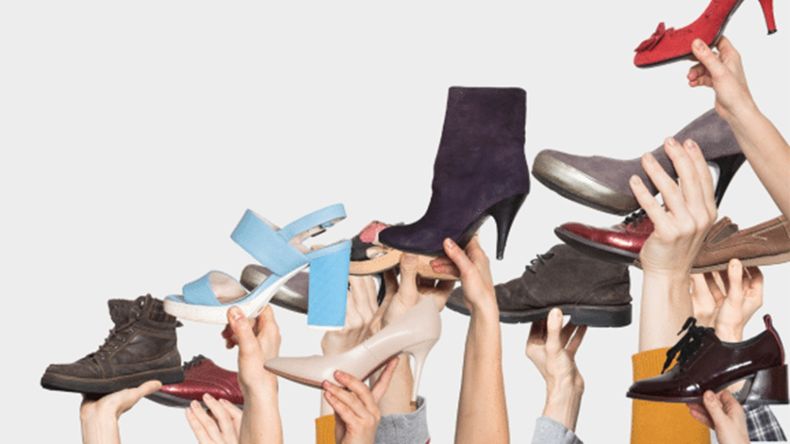 Estos zapatos están de vuelta: fueron furor en los años 2000 y se pueden usar con jeans y faldas