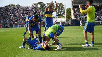 video: boca gano un partido decisivo en la plata y quedo a un paso del titulo video: boca gano un partido decisivo en la plata y quedo a un paso del titulo
