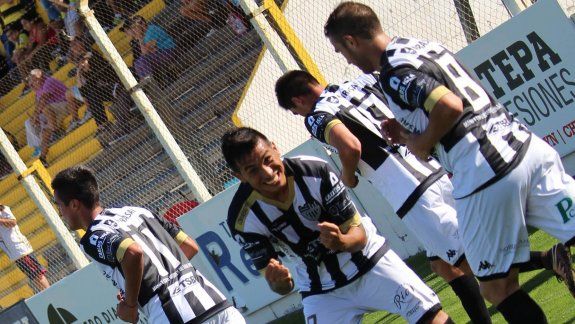 Opazo gritó en La Visera y también en el Coliseo del Golfo. El pibe aprovecha sus oportunidades.