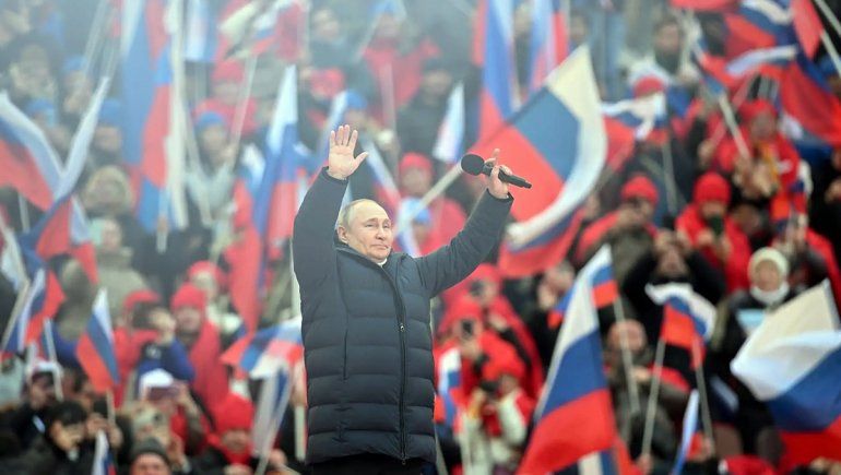 Putin defendió la invasión a Ucrania ante una multitud