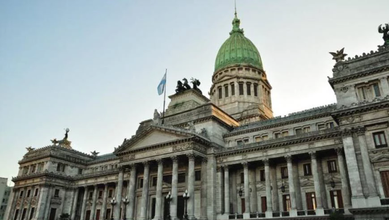 Sesiones en el Congreso: ¿Cuándo se tratará el DNU de Javier Milei?