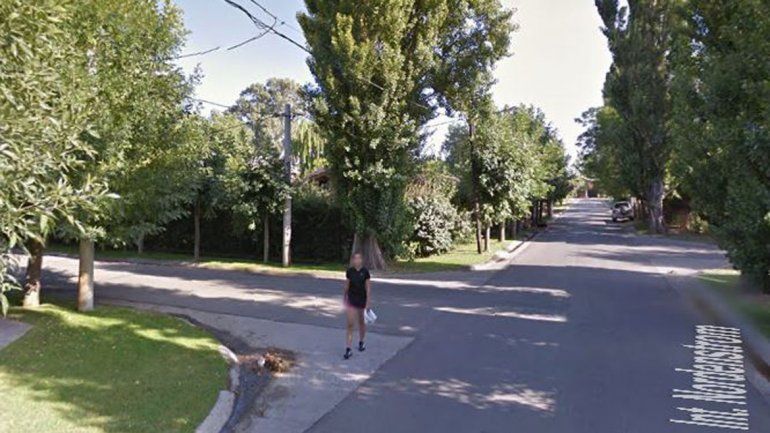 Le pegaron un tiro en una pierna para robarle la mochila 