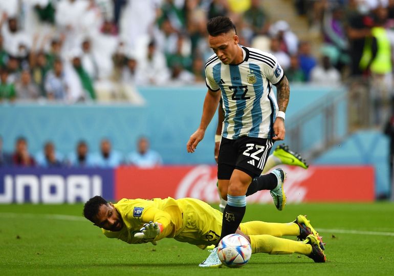 Le anularon tres goles a Argentina y los memes se acordaron de Wanchope