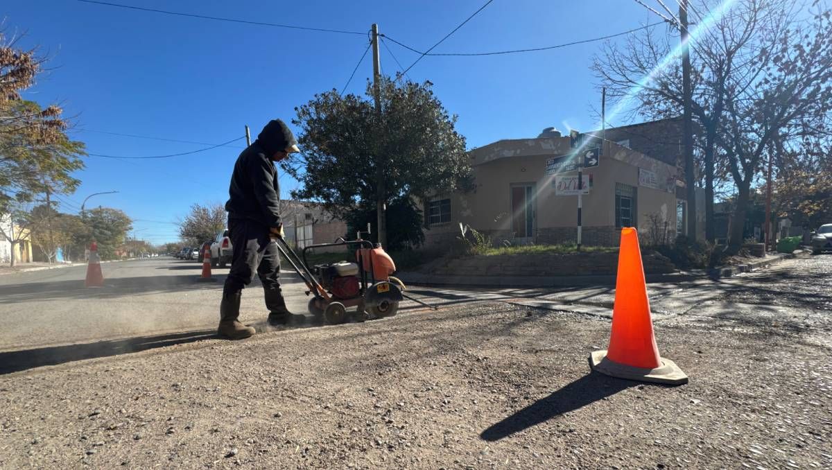 Desvíos en el tránsito por una obra de repavimentación