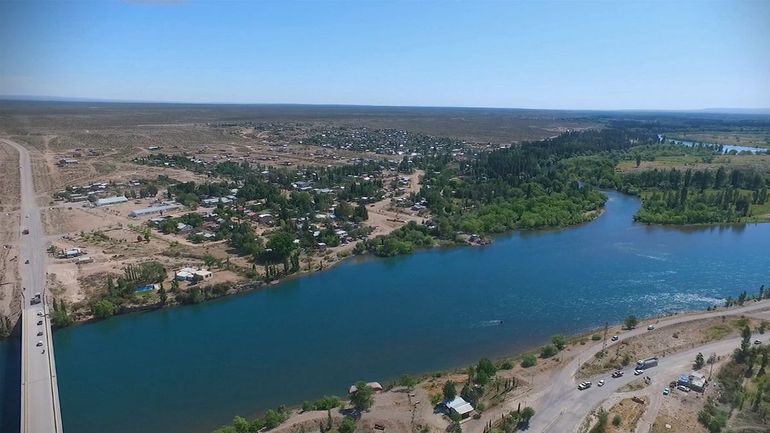 Búsqueda de la nena arrastrada por el río Limay en Las Perlas: así es el operativo