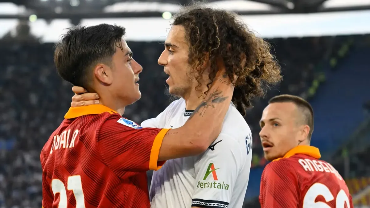 Paulo Dybala tuvo un cruce con Mattéo Guendouzi.