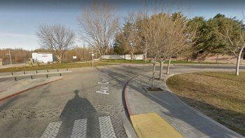 tragico choque al perder el control de su moto: dos muertos