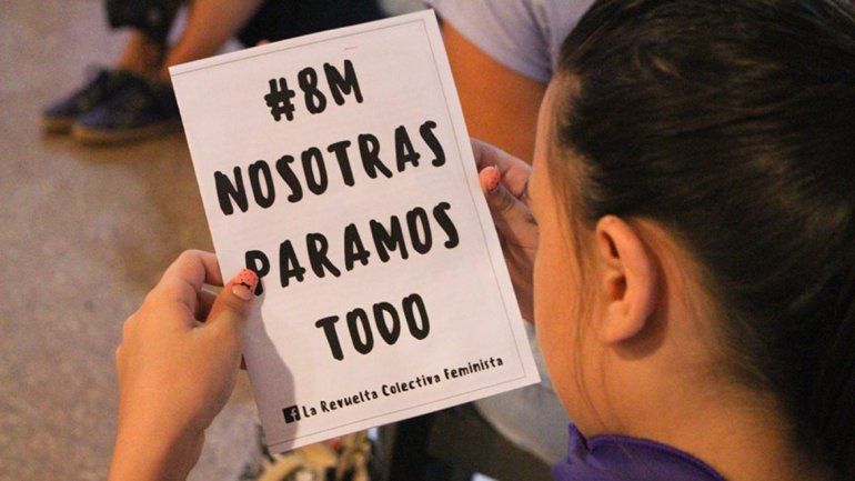 Convocan a una marcha en los puentes carreteros por el aborto legal