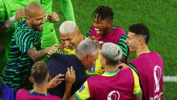 fuertes criticas a brasil por sus bailes en los festejos: no consigo creer lo que veo