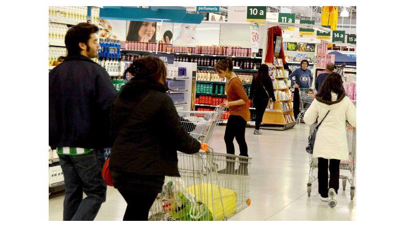 La justicia determinó que la víctima sufrió daño moral, por ello condenó al supermercado y a una compañía de seguros a pagar una indemnización.