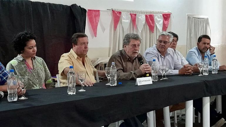 El gobierno rionegrino y la AFA buscan fortalecer el fútbol en la Región Sur