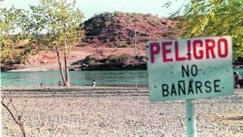 cumplio 22 anos la prohibicion de banarse en la isla jordan 