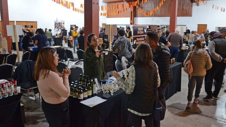 Chivitos frescos del norte neuquino en la Tienda de Sabores, el finde en el DUAM: ¿Cuánto cuestan?
