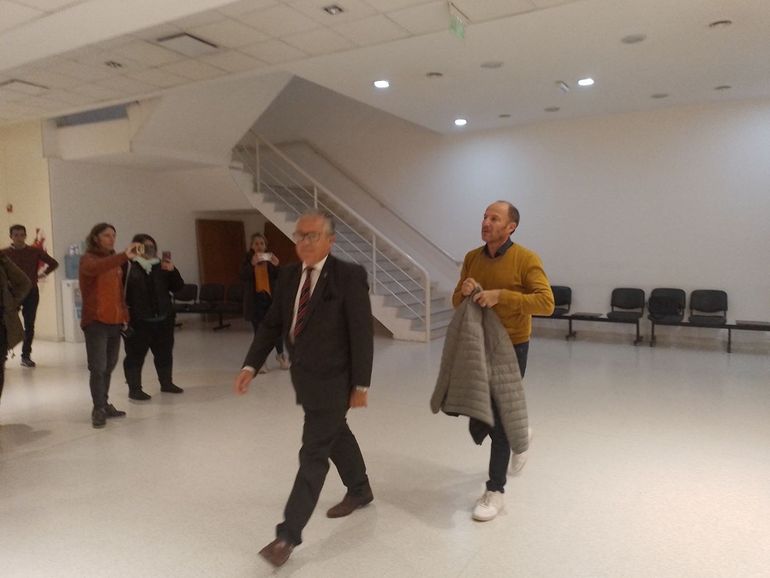 El juicio oral y público se desarrolla en Roca.