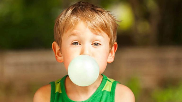 La ANMAT prohibió la comercialización de un famoso chicle para niños: ¿de cuál se trata?