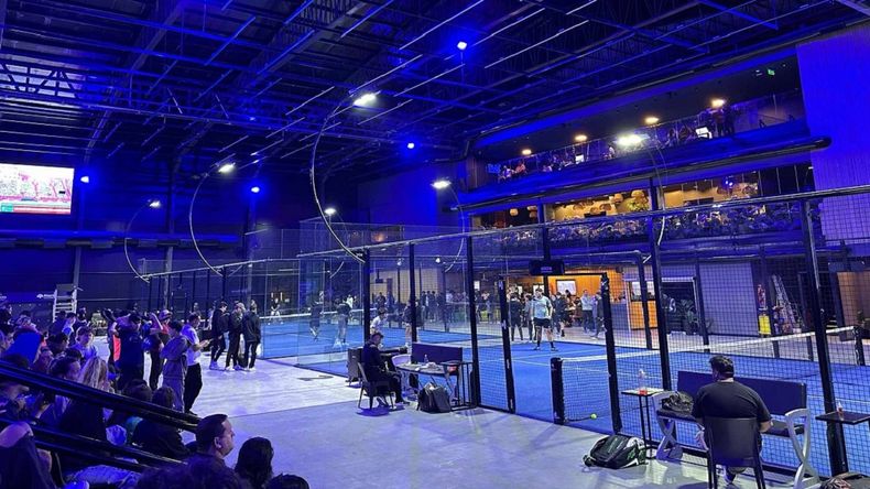 Ya se juega el selectivo de pádel de menores en la región