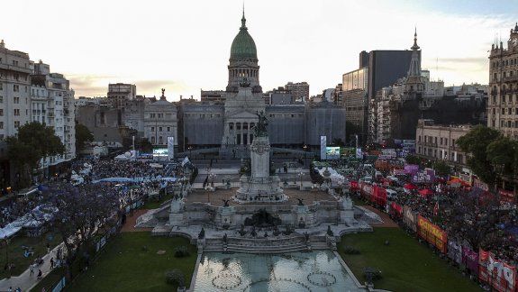 Aborto en el Senado: 10 voces a favor y 10 en contra
