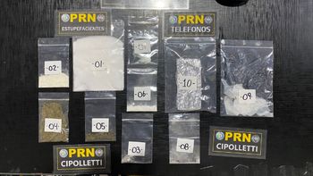 Tras el operativo se secuestró drogas y vehículos. Foto: Policía de Río Negro.