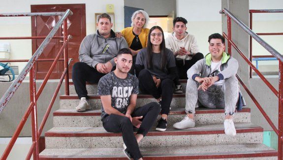 Un grupo de estudiantes creó un auto eléctrico 100% cipoleño