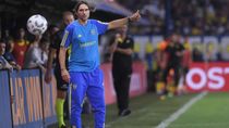 confiado: asi le fue a martinez, el dt de boca, cada vez que jugo contra river