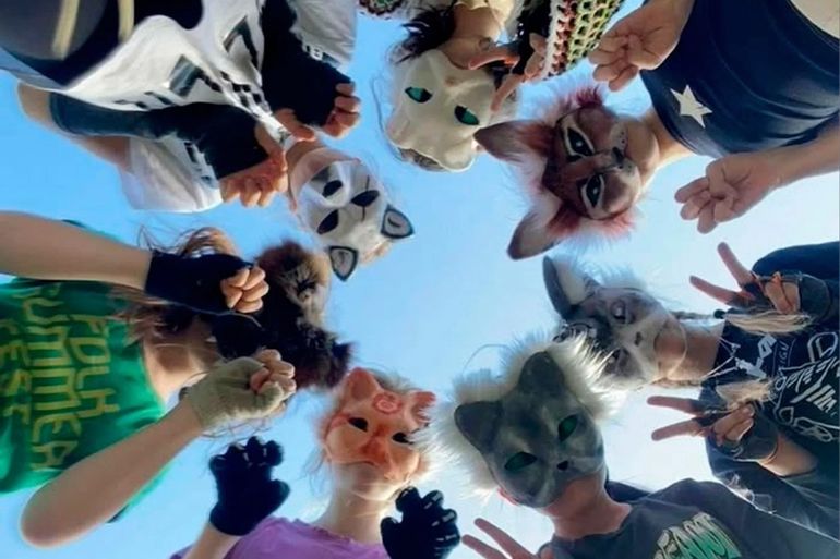 Los therians llegaron al Alto Valle y ya generan polémica entre los vecinos.