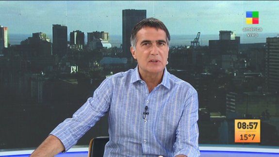Le dijeron sorete al periodista Laje en medio del noticiero