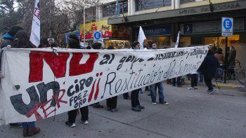 unter repudio la iniciativa de bullrich del servicio civico 