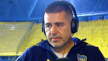 riquelme contra el macrismo en boca: no deben volver nunca mas