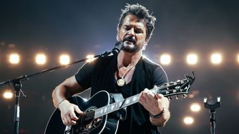 Ricardo Arjona suspendió su show en Neuquén... al menos por unas semanas.
