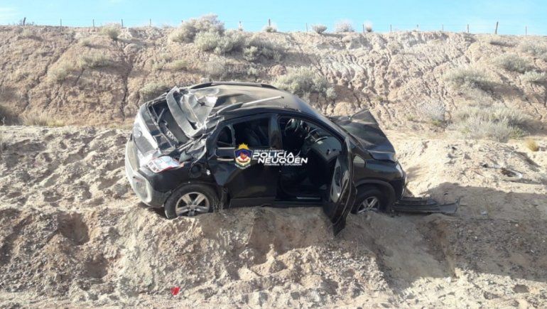 Perdió el control y volcó a la vera de la Autovía Norte