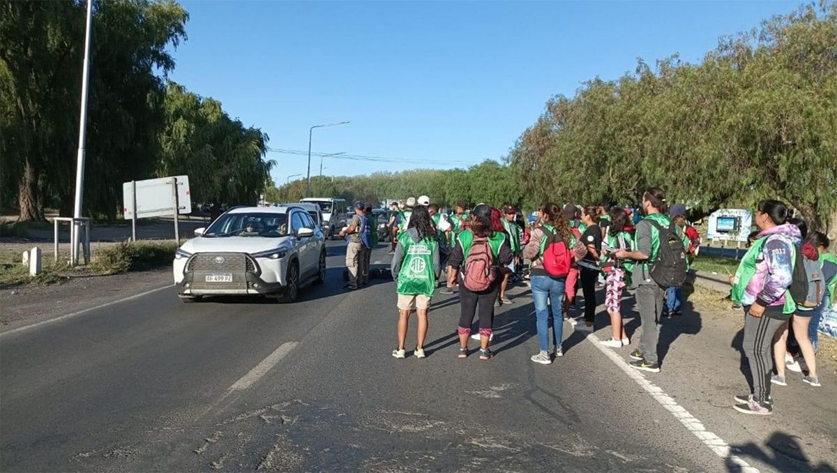 Puentes carreteros: ATE se manifiesta y hay complicaciones con el tránsito