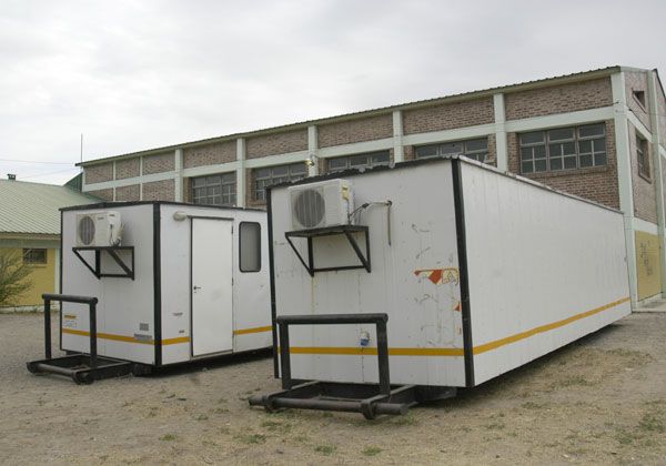 Comenzaron las clases en los trailers del CET Nº 22