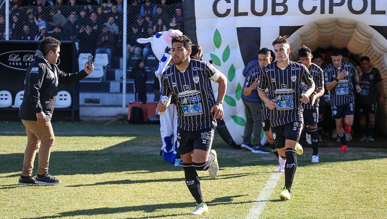 Cipo necesita la victoria ante Villa Mitre para seguir soñando con la clasificación