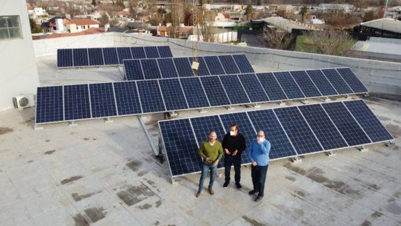 Medio centenar de familias y empresas rionegrinas ya generan su propia energía