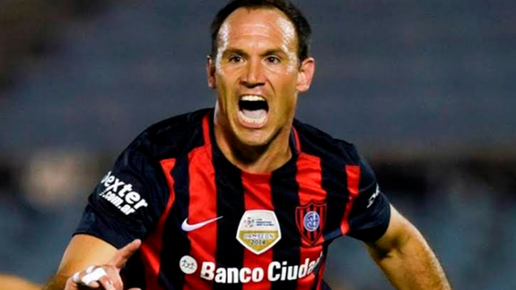 El ex San Lorenzo, Mauro Matos, llegó a Barracas en 2019.