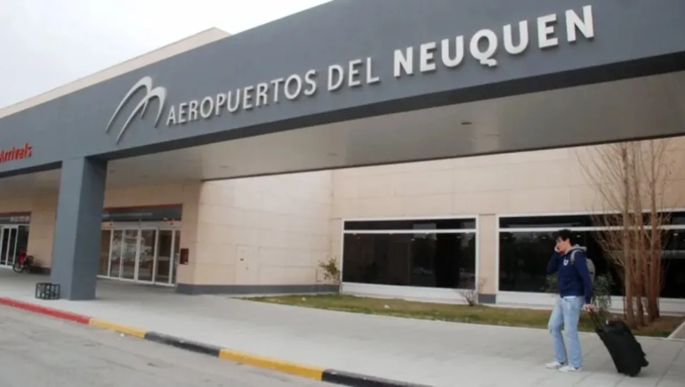 En lo que va del 2023, el aeropuerto neuquino tuvo medio millón de pasajeros