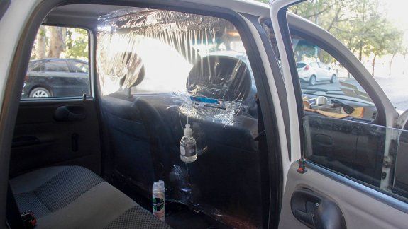 Exigen puestos para los taxistas por el coronavirus