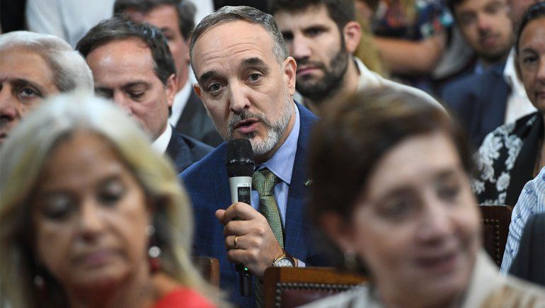 El PJ busca una lista de unidad contra reloj