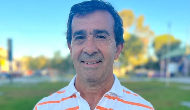 El radical Héctor Sepúlveda, es quien ocuparía el lugar que deja Manonelles tras su renuncia.