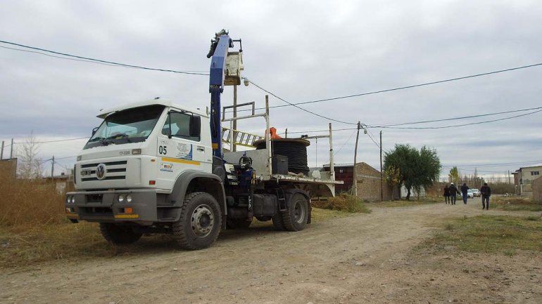 Los vecinos de Juventud y Desarrollo ya tienen luz regular