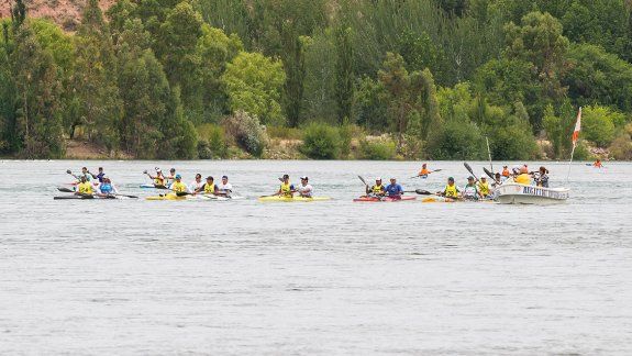 Los españoles no bajan el ritmo en la Regata del Río Negro