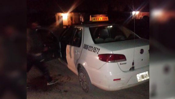 Golpearon a un taxista con un fierro en la cabeza para robarle
