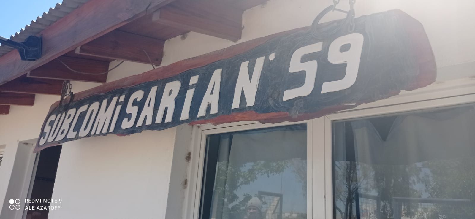 Se descuidó y le hurtaron un arma y dinero. Lo denunció en la Subcomisaria 59.&nbsp;
